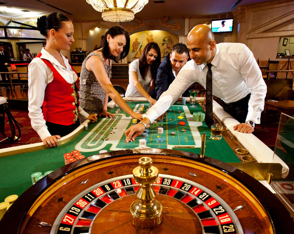 Keuntungan Maksimal Dari Judi Mesin Slot dan Baccarat